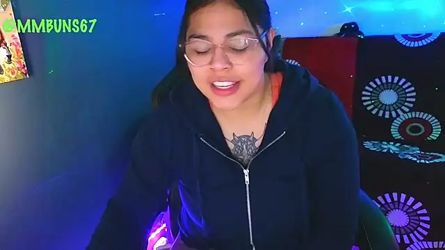 miacanela xo online show from 3, 10, 2025