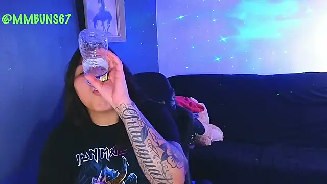 miacanela xo online show from 26, 9, 2025