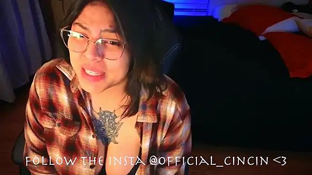 miacanela xo online show from 17, 3, 2025