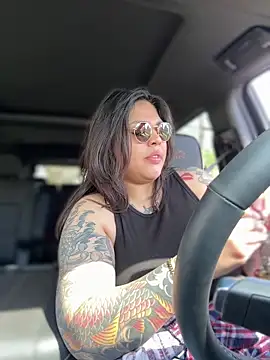 miacanela xo online show from 20, 4, 2026