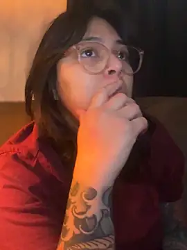 miacanela xo online show from 17, 11, 2025