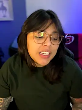 miacanela xo online show from 22, 12, 2025