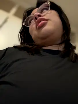 miacanela xo online show from 12, 11, 2025