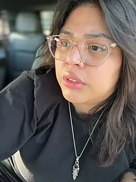 miacanela xo online show from 13, 2, 2026