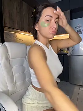 Melisa Ester online show from 14, 11, 2025