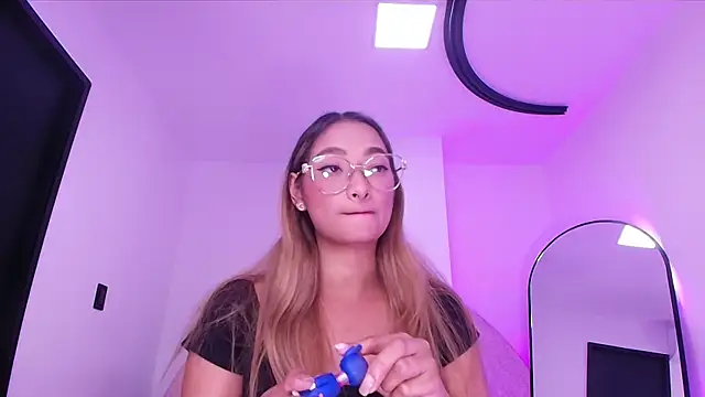 vale ross  online show from 16, 12, 2025