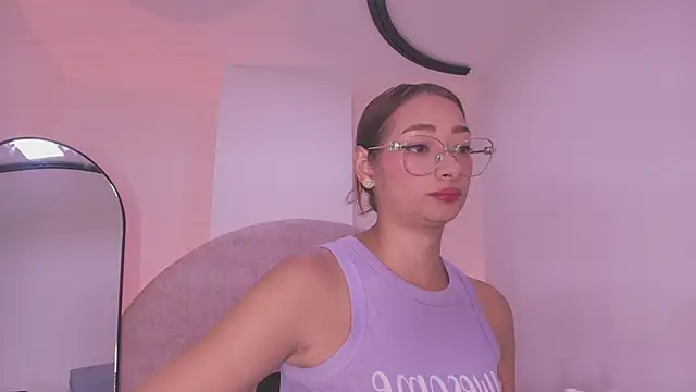 vale ross  online show from 11, 4, 2026