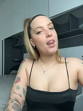 Snapshot of LiliMorganxxx chatting on 22, 2, 2026 LiliMorganxxx online show from 22, 2, 2026