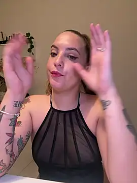 Snapshot of LiliMorganxxx chatting on 25, 6, 2026 LiliMorganxxx online show from 25, 6, 2026