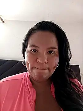 Julieta-tits online show from 19, 6, 2026