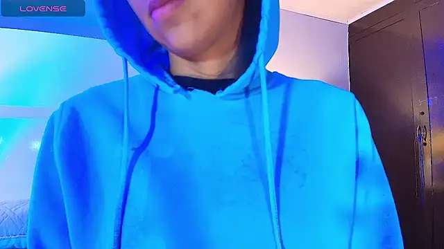 Snapshot of Tamaraakins chatting on 4, 10, 2025 Tamaraakins online show from 4, 10, 2025