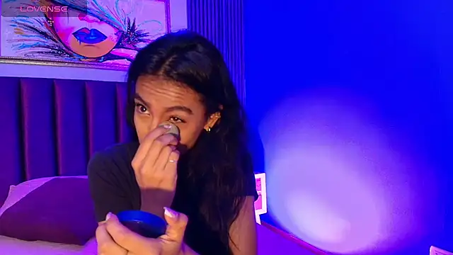 Snapshot of Tamaraakins chatting on 10, 9, 2025 Tamaraakins online show from 10, 9, 2025