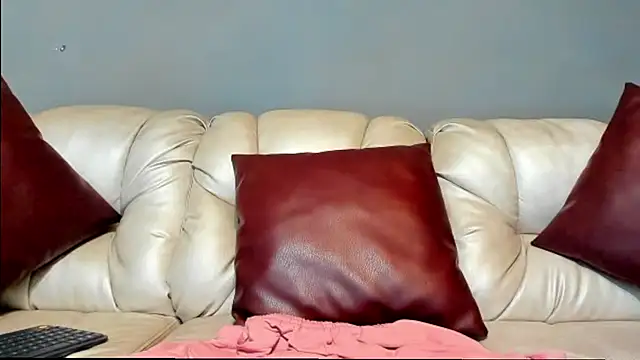 derekk frostt online show from 23, 10, 2025