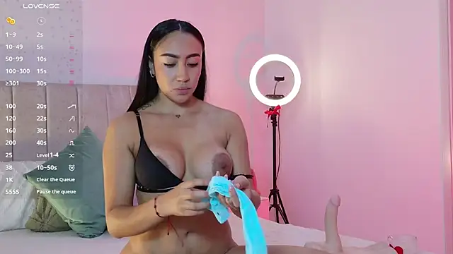 1m megan online show from 17, 5, 2026