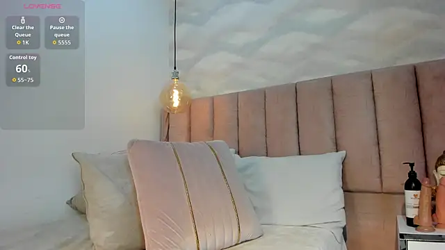 1m megan online show from 25, 10, 2025