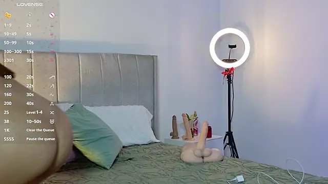 1m megan online show from 11, 5, 2026