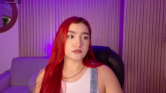 ViolettCastel online show from 5, 11, 2025