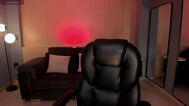 ViolettCastel online show from 30, 10, 2025