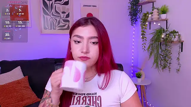 ViolettCastel online show from 14, 4, 2026