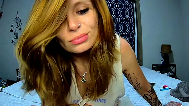 ZeelaXoXo online show from 3, 12, 2024