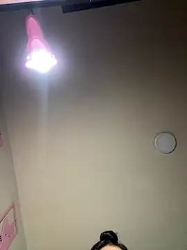 Kimmymadison- online show from 21, 11, 2025