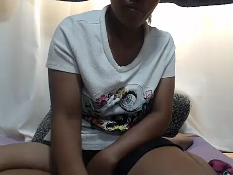 Linda sexy online show from 18, 3, 2026