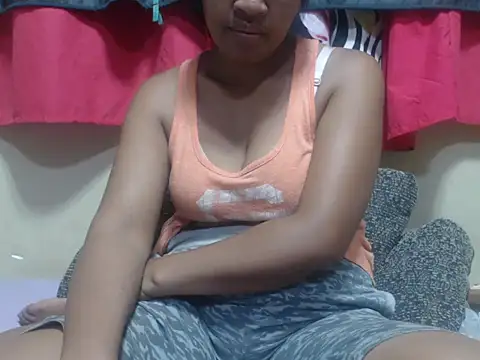 Linda sexy online show from 25, 2, 2026