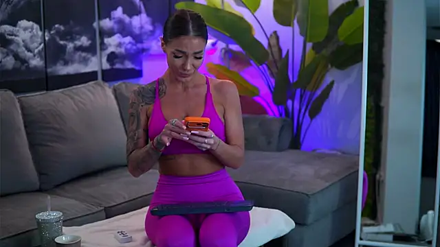 RaquelleVon online show from 16, 2, 2026