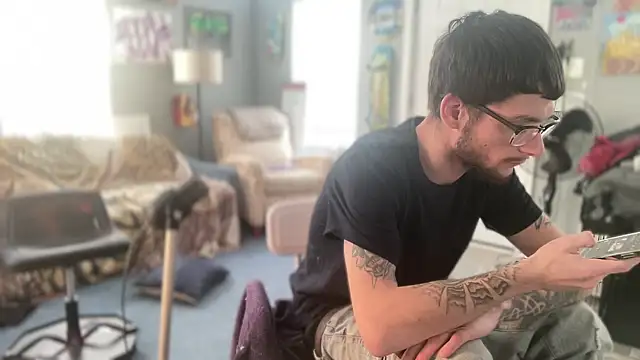 hungkubenski online show from 15, 12, 2025