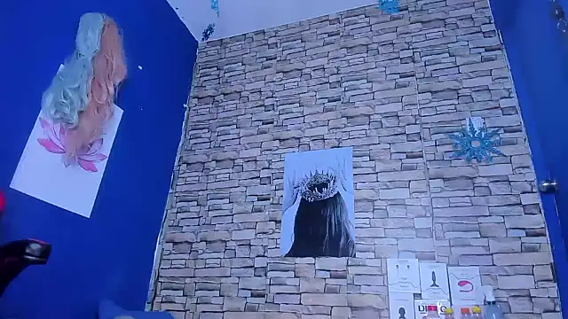 sofiacastillo01 online show from 11, 3, 2025