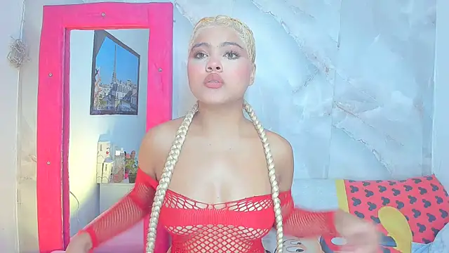 sofiacastillo01 online show from 18, 6, 2026