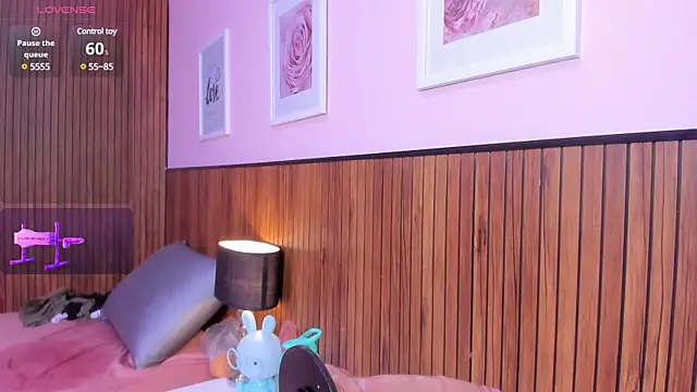 lola clit online show from 6, 3, 2025