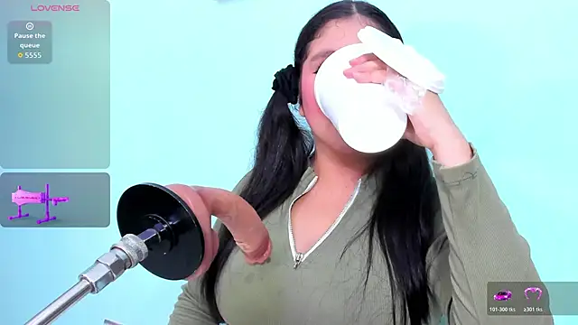 lola clit online show from 1, 12, 2025