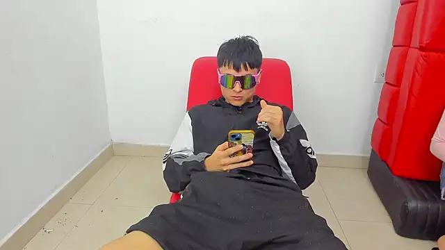 Extreme Team8 online show from 24, 4, 2026