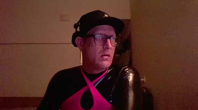 Bigthroaterboy online show from 6, 3, 2025