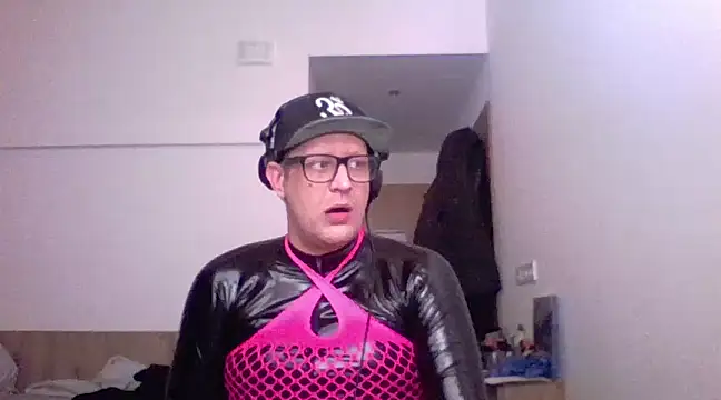 Bigthroaterboy online show from 21, 3, 2025