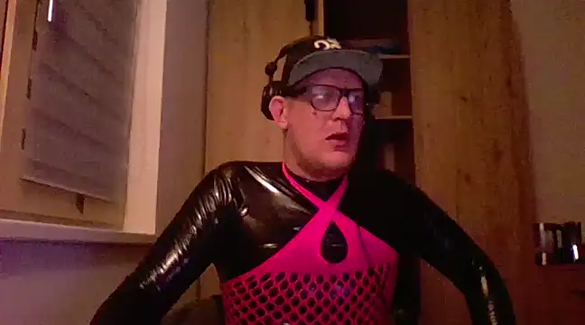 Bigthroaterboy online show from 21, 2, 2025