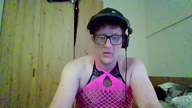 Bigthroaterboy online show from 9, 9, 2025