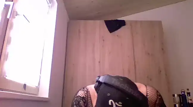 Bigthroaterboy online show from 14, 2, 2025