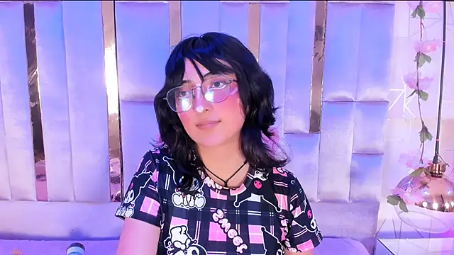 SaraMartini1 online show from 11, 3, 2025