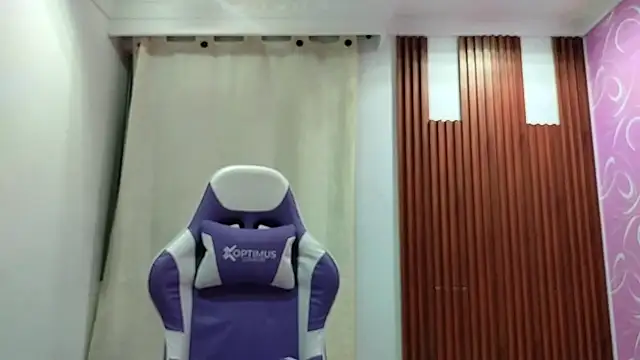 Molly ADY online show from 5, 3, 2025