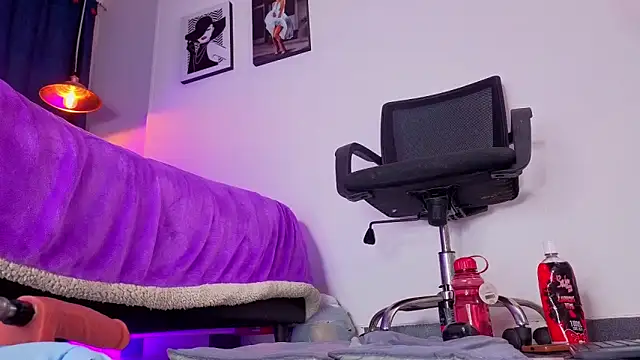 Cleo luna online show from 1, 10, 2025