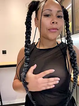 HaileyDiana online show from 26, 11, 2025