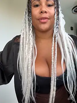 HaileyDiana online show from 10, 10, 2025