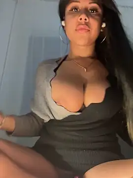 HaileyDiana online show from 17, 4, 2026