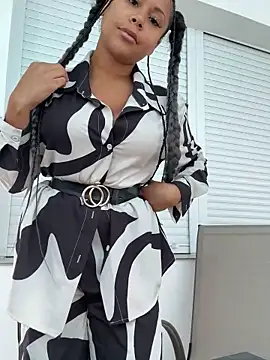 HaileyDiana online show from 16, 11, 2025