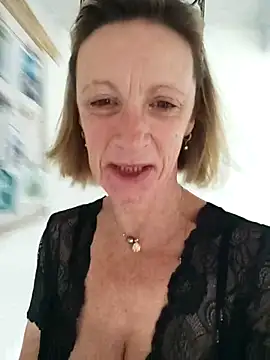 tatianasexymilf online show from 5, 10, 2025