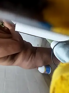 Camila erotica online show from 2, 3, 2026