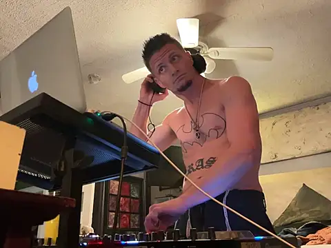 trash4cash online show from 14, 5, 2026