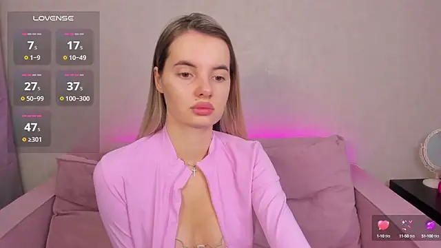 Snapshot of Erika_Carpenter chatting on 13, 2, 2025 Erika Carpenter online show from 13, 2, 2025